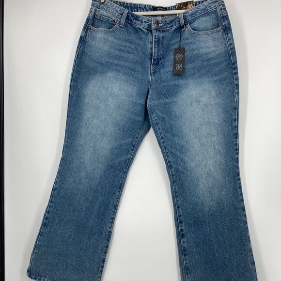 NWT Ed Hardy Women’s Multi Tattoo Baggy Jeans Size 34 Blue Color - Picture 3 of 13